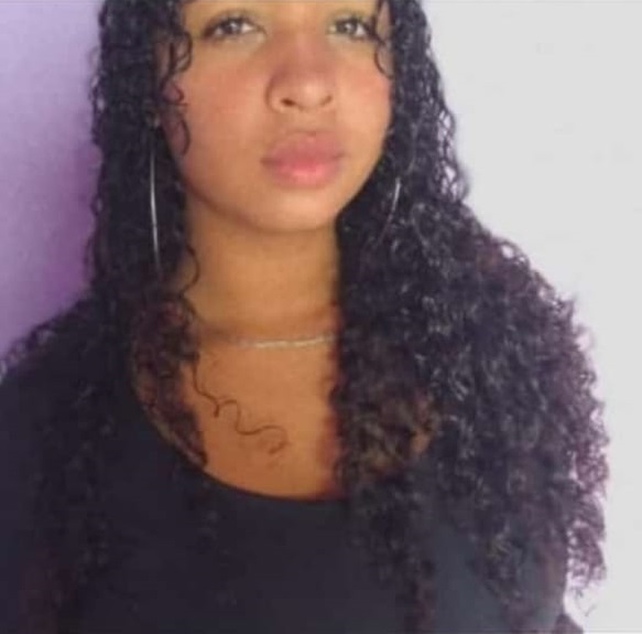 Karen Santos Arruda, 15, foi morta em São Mateus. (Foto: Divulgação)