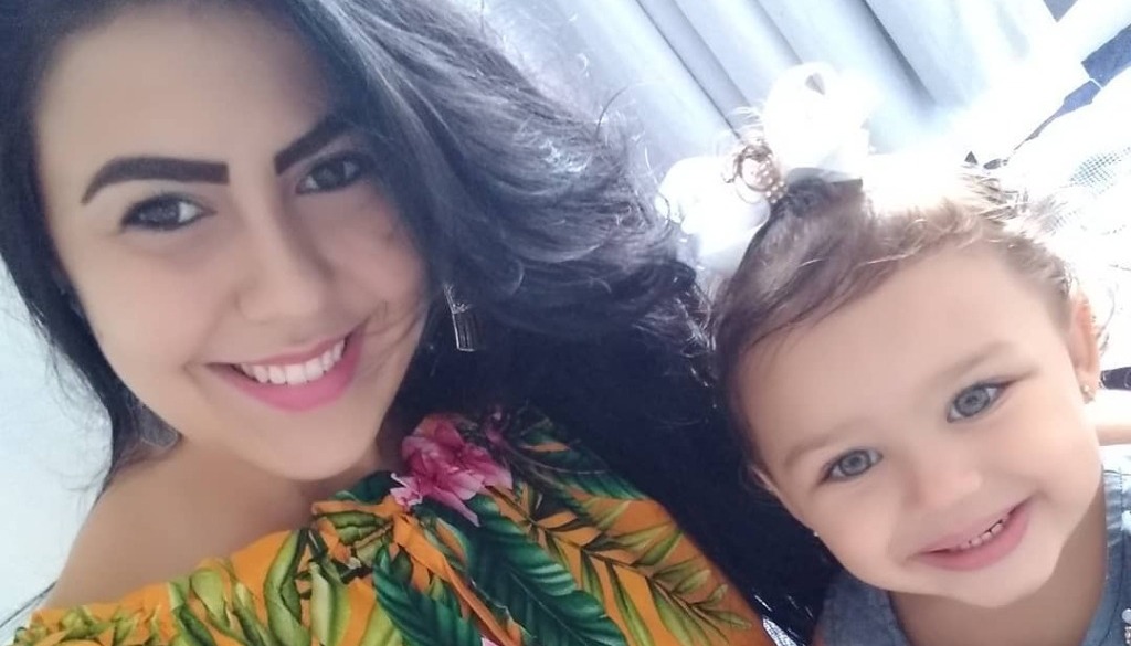 Amanda e a filha Alice (Foto: Reprodução/ Instagram)