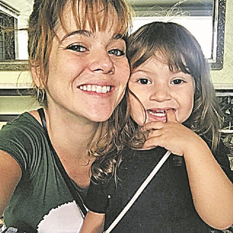 Cacá e a filha Malu, de três anos, em uma das fotos postadas em seu Instagram (Foto: Divulgação/Instagram)