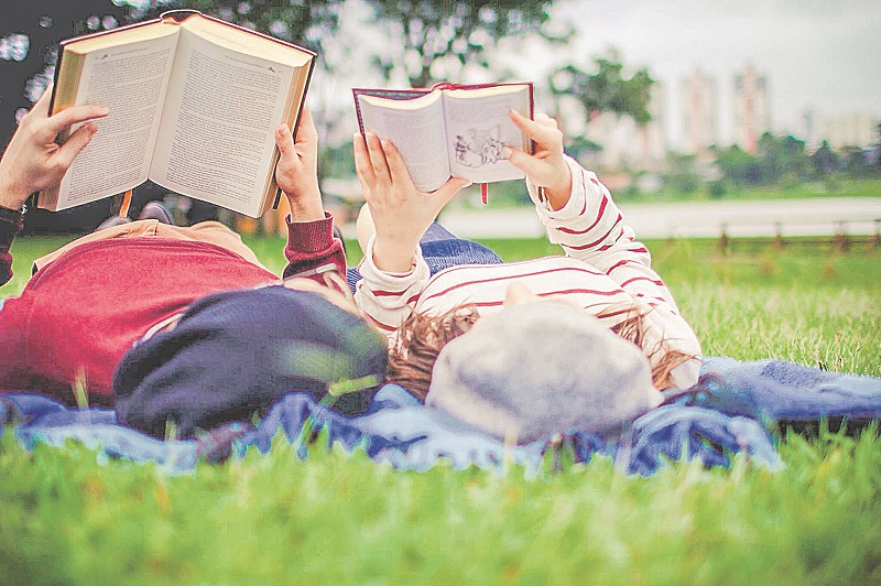 Leitura de livros (Foto: Divulgação)