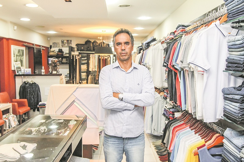 César Saad Junior, presidente da Associação Comercial da Praia do Canto, em Vitória (Foto: Beto Morais/AT)