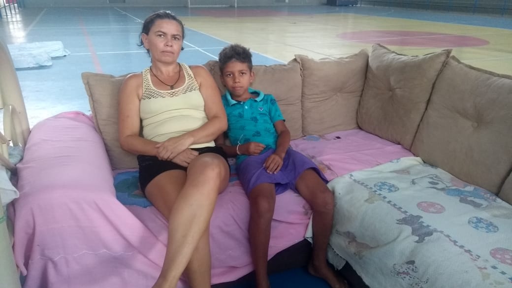 Cleria tive que deixar a casa onde mora com os três filhos. (Foto: Cássio de Souza)