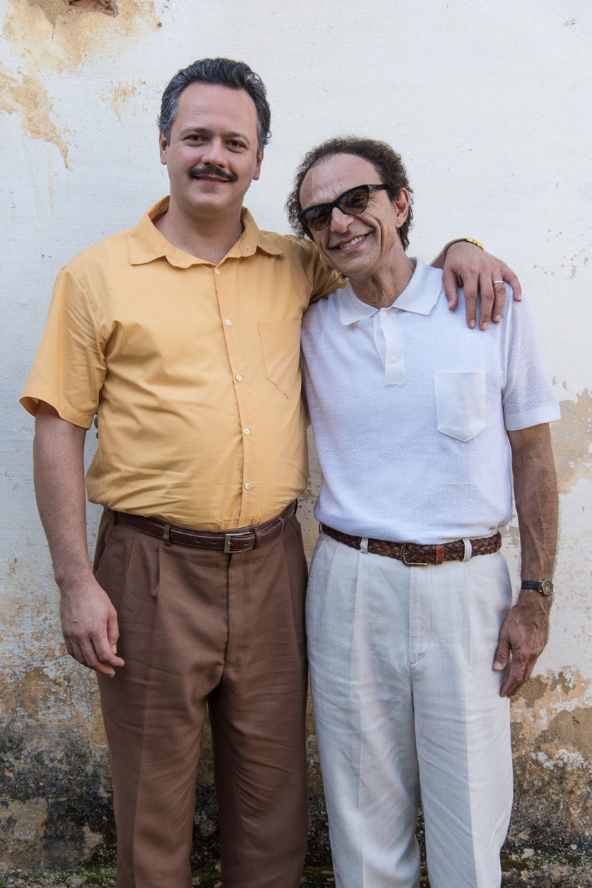 Danton Mello e João Signorelli interpretam José Arigó e Chico Xavier (Foto: André Cherri)