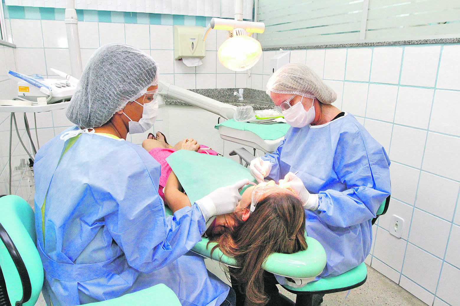 Dentistas podem concorrer a cargos na Secretaria de Estado da Saúde e em prefeitura. Inscrição está aberta (Foto: Acervo AT)