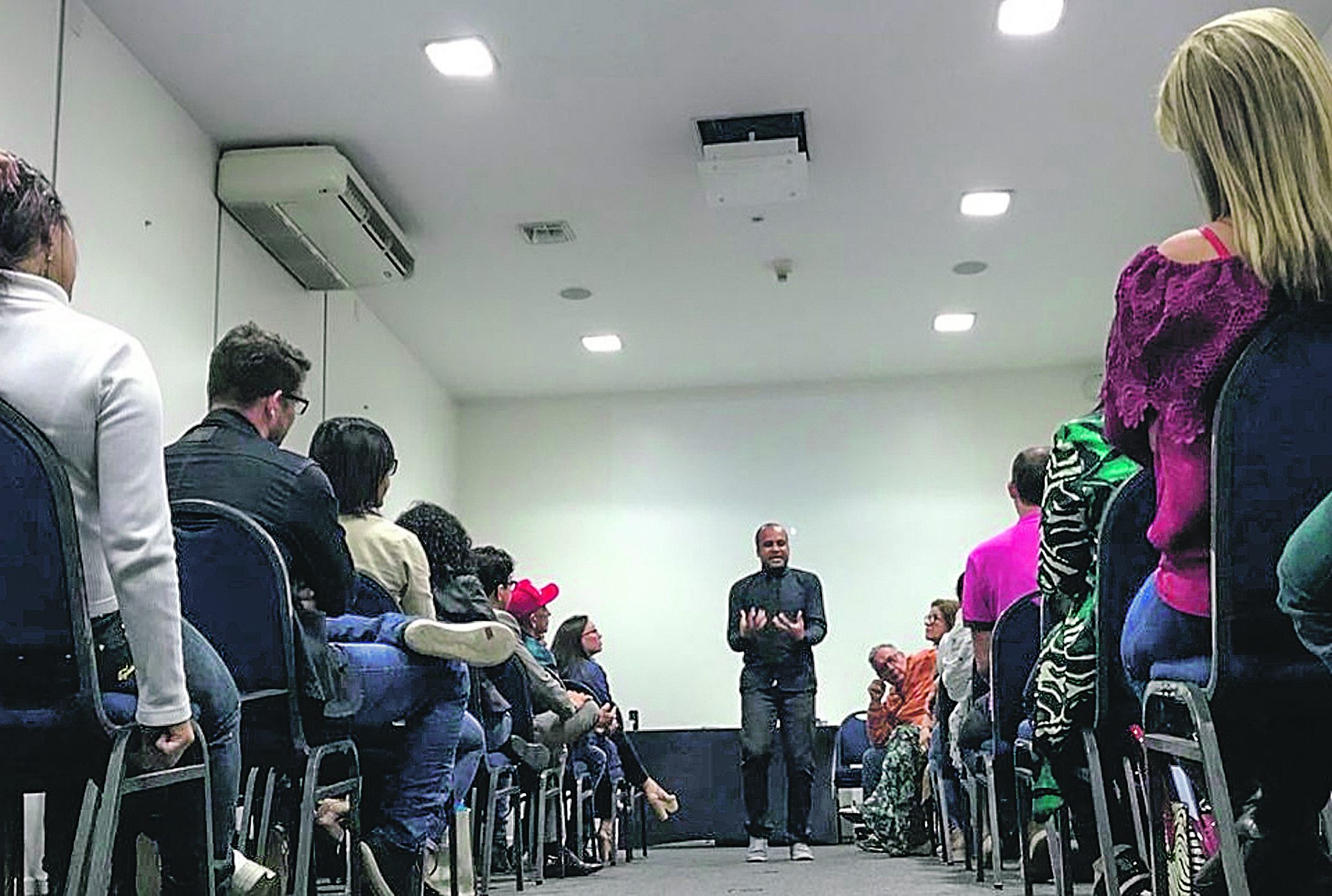 Emerson durante evento em Linhares. (Foto: Wilton Junior)