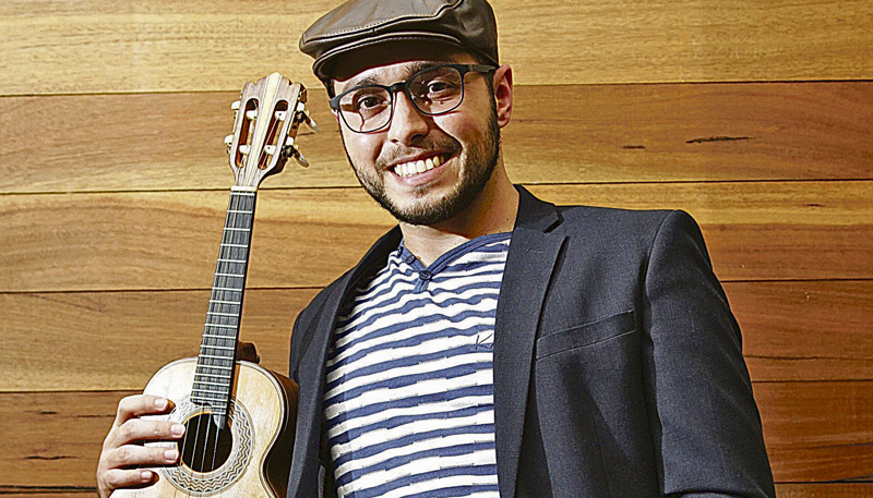 Fábio Pinel faz homenagem ao samba (Foto: Divulgação / Italo Spagnol)