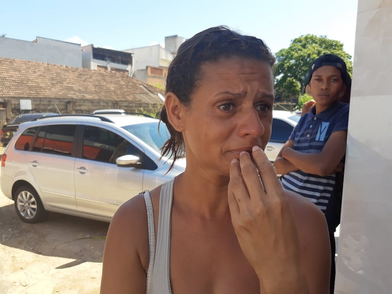 "Ele tinha voltado a estudar. Não podiam ter feito isso com meu filho" (Foto: Roberta Bourguignon/AT)