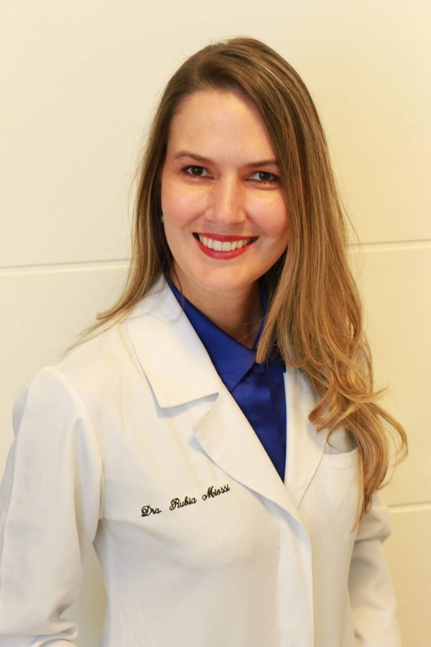 A médica infectologista Rubia Miossi (Foto: Divulgação)