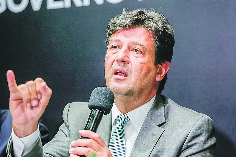 Mandetta: “Quem está com sintomas deve ir para o isolamento familiar” (Foto: ALICE VERGUEIRO/ESTADÃO )
