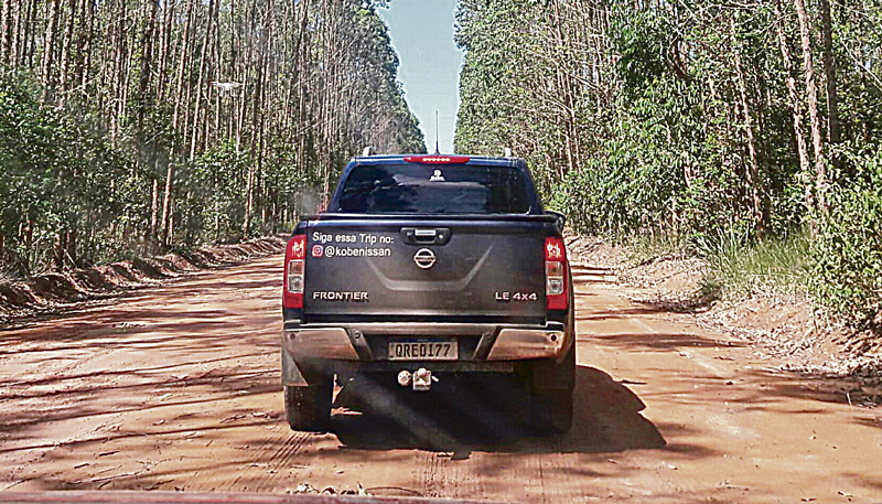 O modelo oferece recursos para encarar trechos off-road (Foto: Marcia Branki)