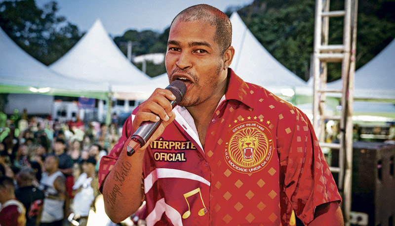 O intérprete da MUG, Thiago Brito, é um dos participantes da folia (Foto: Divulgação)