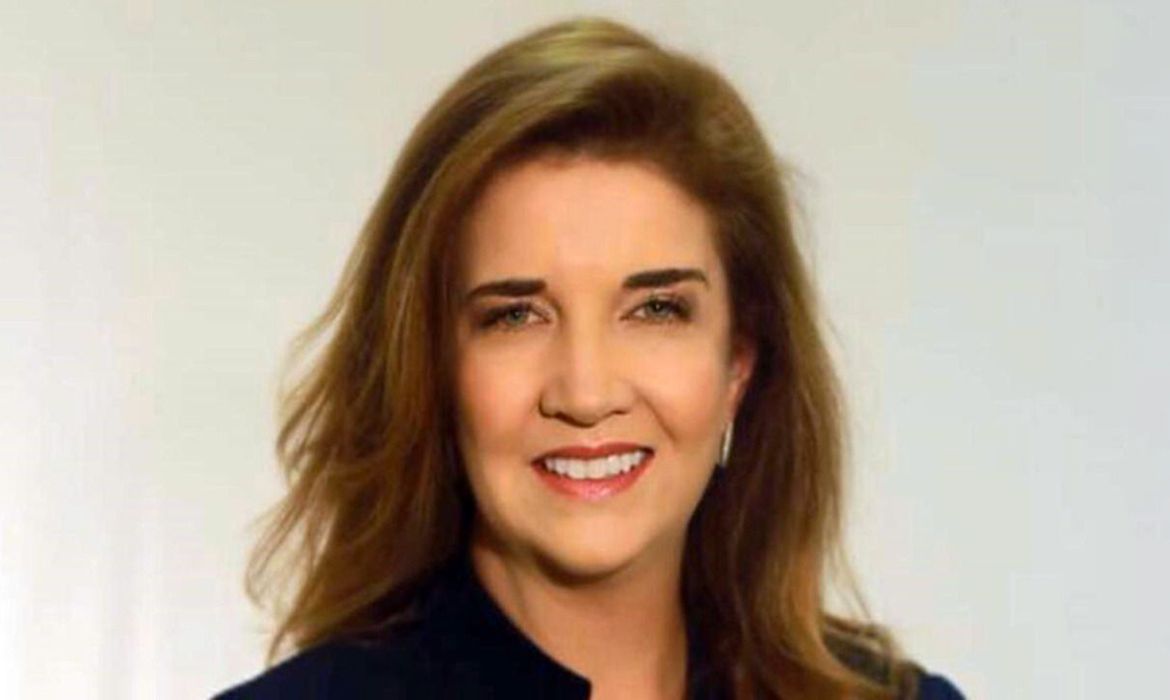 A advogada brasiliense Daniela Teixeira recebeu uma ótima notícia quando soube que seu segundo exame para o novo coronavírus deu negativo (Foto: Acervo pessoal)