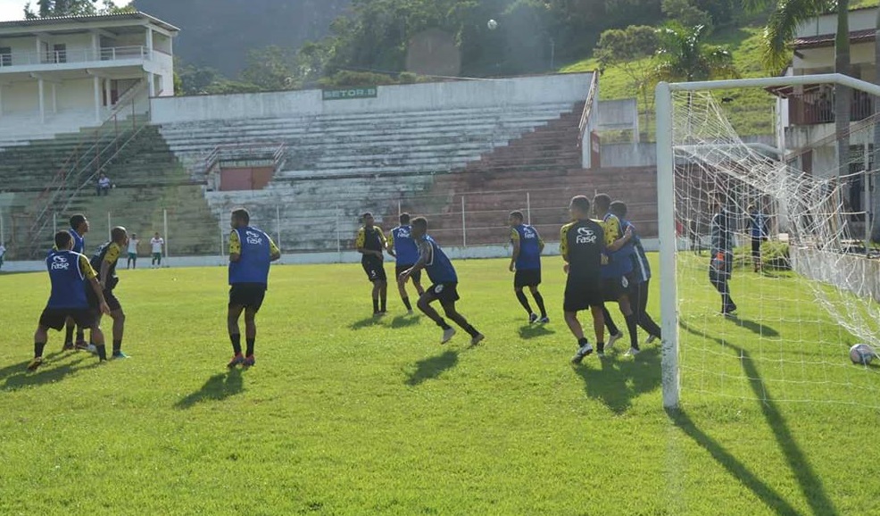 Os treinos do Real Noroeste continuam acontecendo em Águia Branca (Foto: Instagram/Real Noroeste)