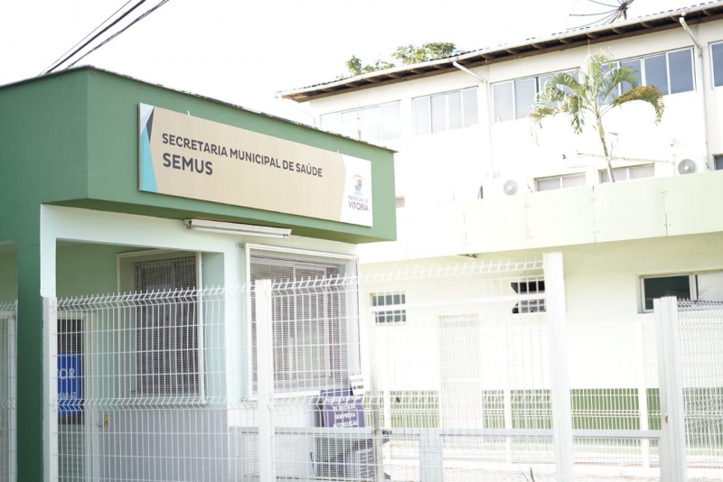 Sede da Secretaria de Saúde de Vitória (Foto: André Sobral / PMV)