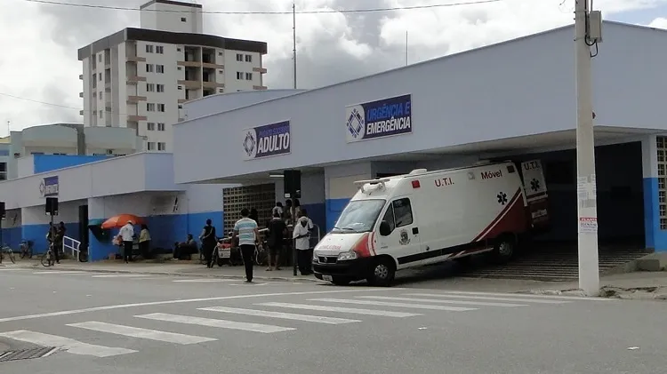 Imagem ilustrativa da imagem Dois hospitais no Norte do Estado não têm mais leitos de UTI para Covid-19