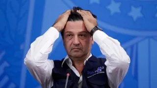 Imagem ilustrativa da imagem ENQUETE | Você concorda com a demissão de Mandetta da Saúde?