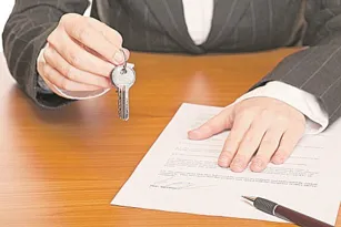 Imagem ilustrativa da imagem Projeto pode beneficiar igrejas e abalar fundos