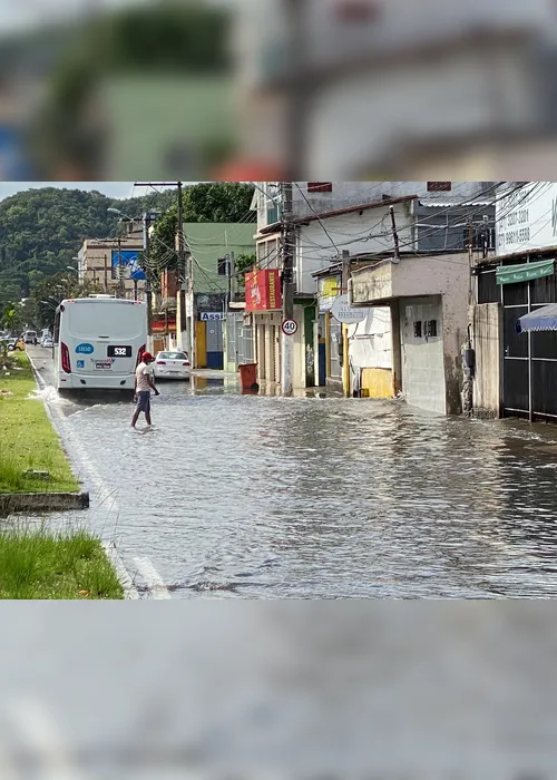 Imagem ilustrativa da imagem Maré alta invade casas e provoca prejuízos no Estado