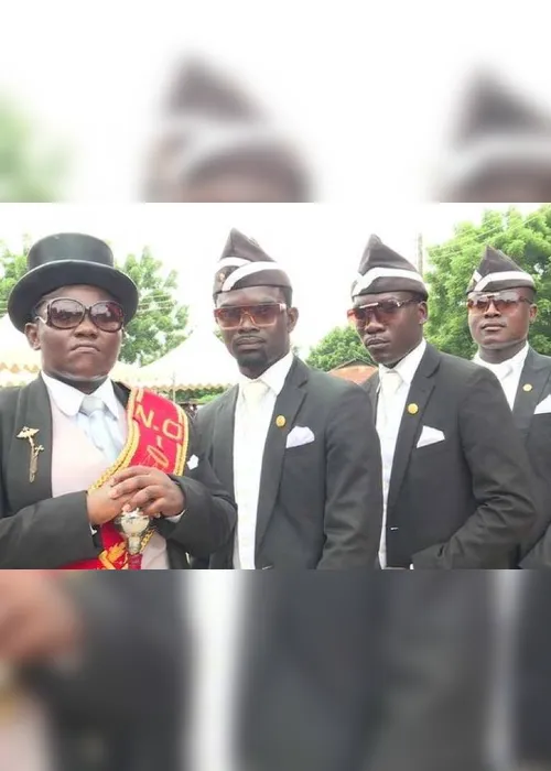 
          Imagem ilustrativa da imagem Meme de dança com caixão em funeral tem como origem tradição africana
          
