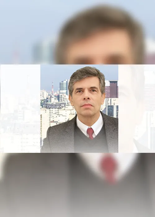 Imagem ilustrativa da imagem Antes de sair, Teich fez gesto pela Federação