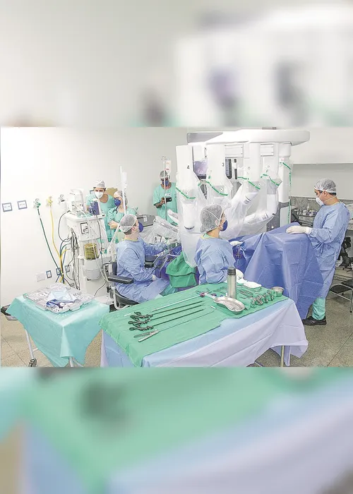 
          Imagem ilustrativa da imagem Primeira cirurgia com robô mais moderno do mundo
          