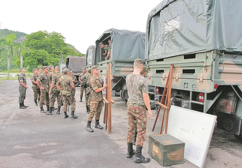 Exército: militares vão atuar nas barreiras na Grande Vitória com a missão de impedir a propagação da Covid-19