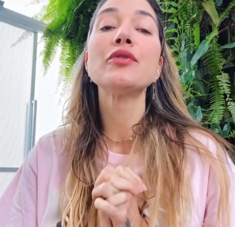 A influenciadora Gabriela Pugliesi fez um vídeo pedindo desculpas (Foto: Reprodução/ Instagram @gabrielapugliesi)