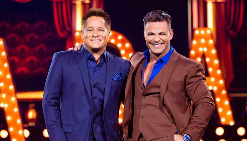 Show "Cabaré Live" será apresentado nesta sexta por Leonardo e Eduardo Costa (Foto: Reprodução / Facebook)
