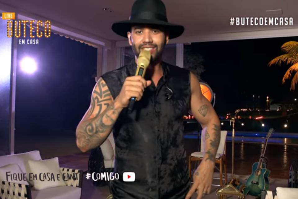 Gusttavo Lima fez uma nova live no último final de semana (Foto: Reprodução / Youtube)