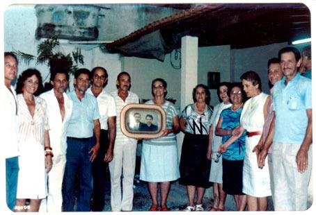 Marcelino em uma reunião com os 13 irmãos (Foto: Reprodução/Acervo familiar)