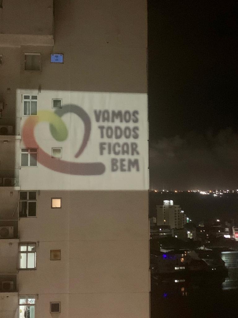 Médico começou a fazer projeções para vizinhos (Foto: Diivulgação)