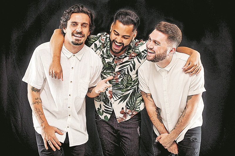 SambAdm se apresenta nesta sexta-feira (Foto: Marcela Sampaio/ Divulgação)