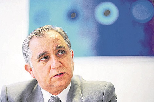 Senador Izalci Lucas: proposta (Foto: Acervo/AT)