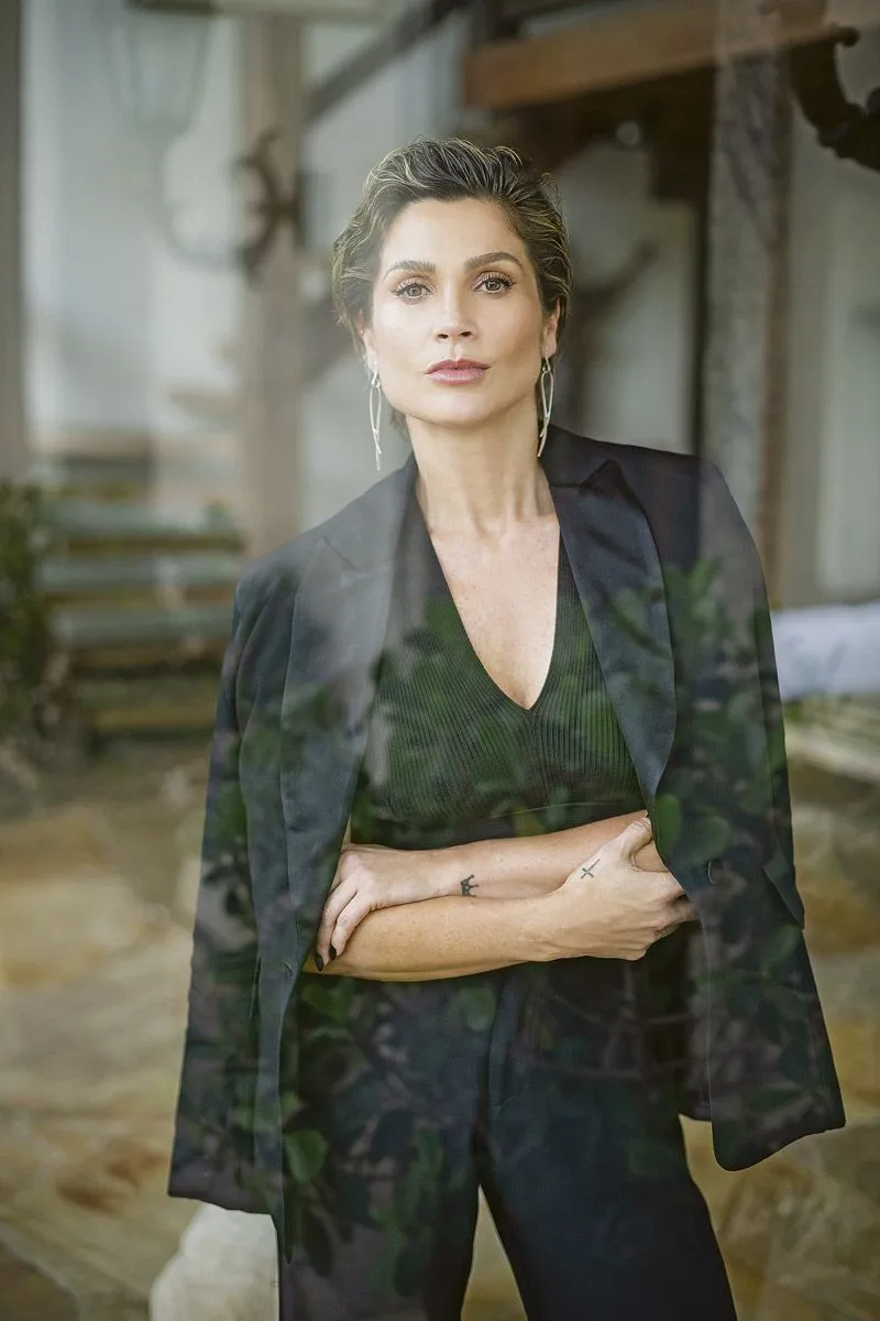 Imagem ilustrativa da imagem Flávia Alessandra: “Gosto de quem eu me tornei”