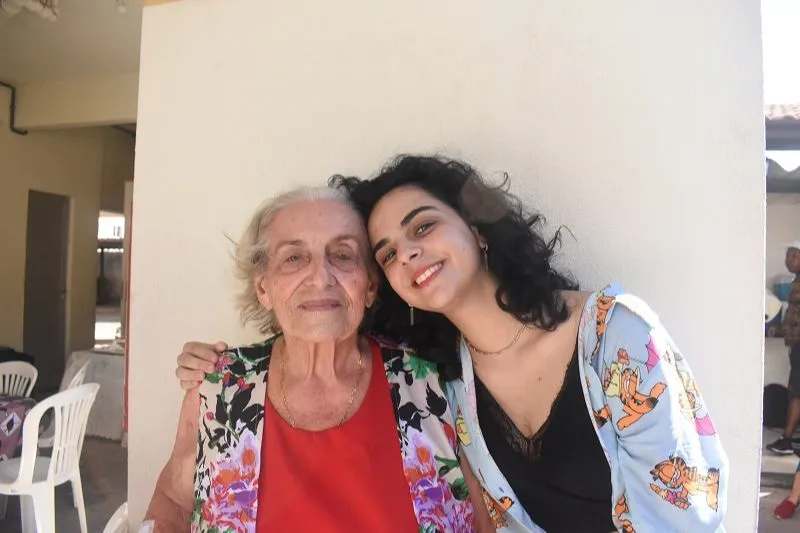 Imagem ilustrativa da imagem Filhos celebram o amor às mães em um mural virtual. Confira as homenagens!