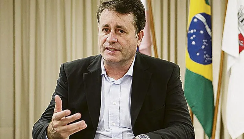 Imagem ilustrativa da imagem Prefeitura de Vitória vai dar R$ 900 de auxílio emergencial