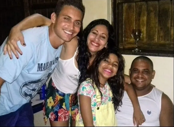 Imagem ilustrativa da imagem Filhos celebram o amor às mães em um mural virtual. Confira as homenagens!