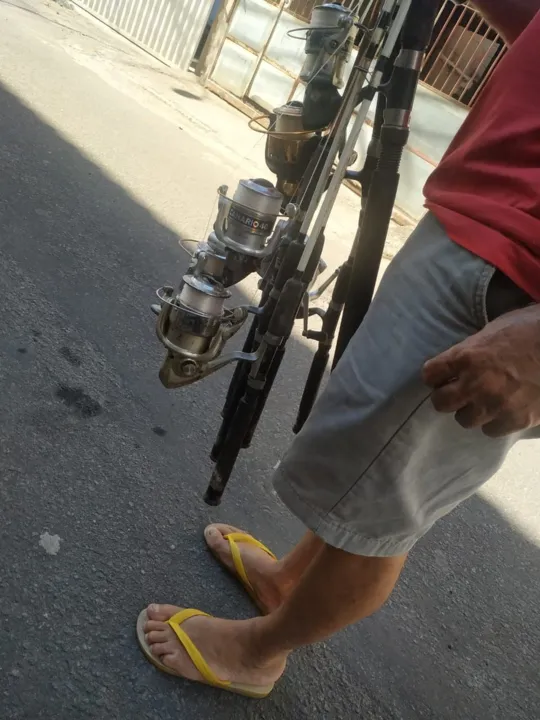 Imagem ilustrativa da imagem Motorista tem carro levado em assalto e sofre tentativa de golpe horas depois
