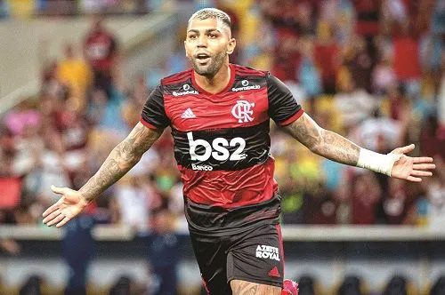 Imagem ilustrativa da imagem Flamengo investe R$ 95 milhões para manter Gabigol