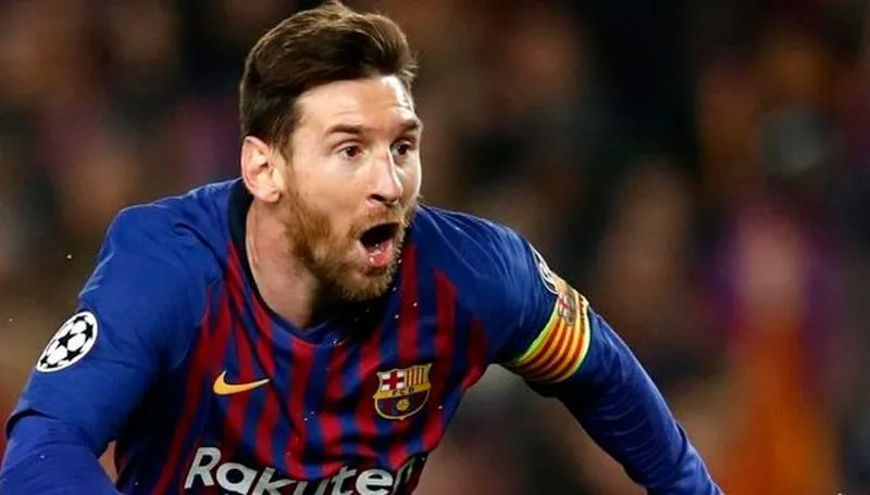 Imagem ilustrativa da imagem Iniesta afirma ser surpreendente que Messi jamais tenha ganhado uma Copa do Mundo