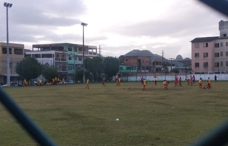Imagem ilustrativa da imagem Time realiza partida de futebol em Vila Velha em meio à pandemia
