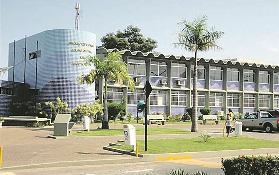 Imagem ilustrativa da imagem Salário de até R$ 10 mil em prefeituras