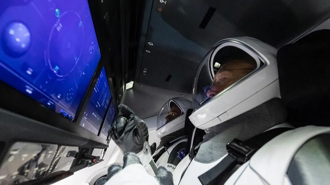 Imagem ilustrativa da imagem Foguete da SpaceX chega à Estação Espacial Internacional