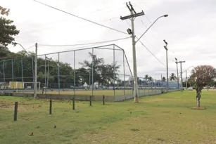 Imagem ilustrativa da imagem Campo vira canil