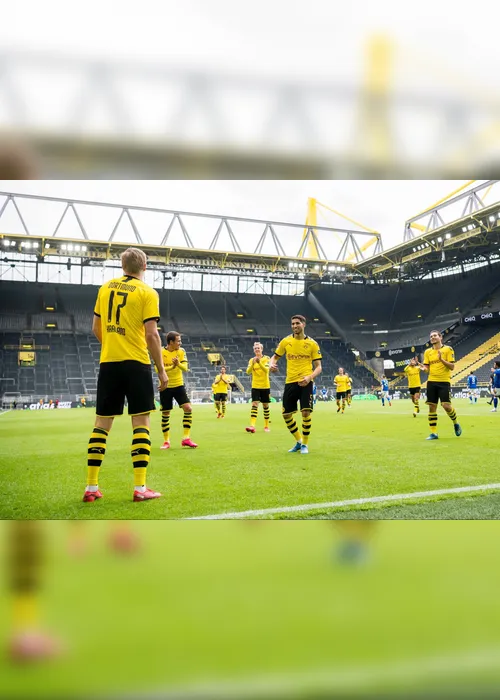 Imagem ilustrativa da imagem Bundesliga admite que casos de Covid-19 podem estender torneio até julho