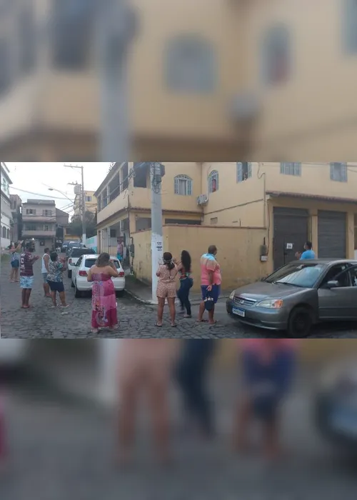 Imagem ilustrativa da imagem VÍDEO: Vizinhos fazem carreata para pacientes curados do covid-19