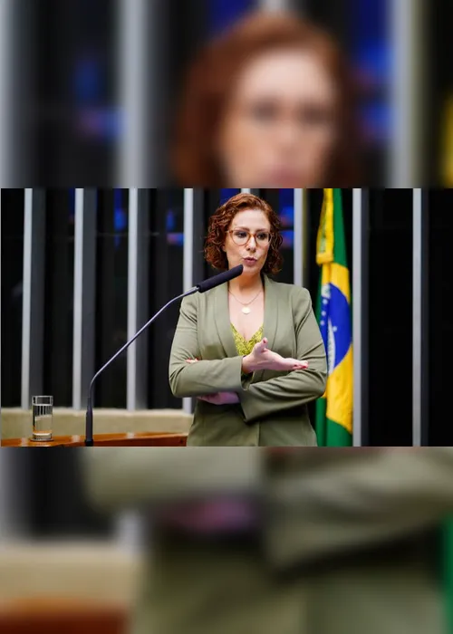 Imagem ilustrativa da imagem Zambelli se recusa a responder perguntas na PF e diz que está sendo perseguida