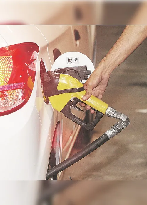Imagem ilustrativa da imagem Queda de preços em maio foi puxada por gasolina, diz IBGE
