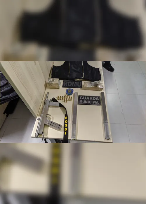 Imagem ilustrativa da imagem Guarda apreende submetralhadora em festa com mais de 200 pessoas