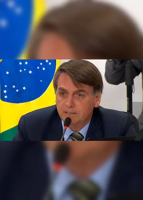 Imagem ilustrativa da imagem Em reunião, Bolsonaro diz ter sistema de informações "particular"